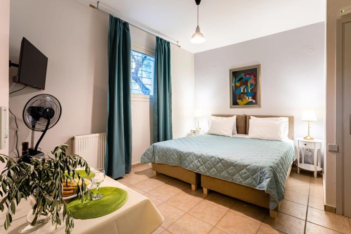 Kitries Summer Getaway - Eden Seaside Suite Kitriai ภายนอก รูปภาพ